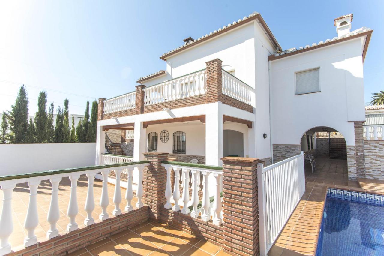 Vallao Villa *